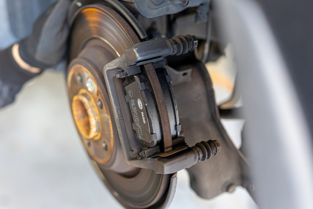 changer les plaquettes de frein voiture