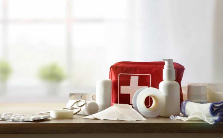 Matériel de premiers secours